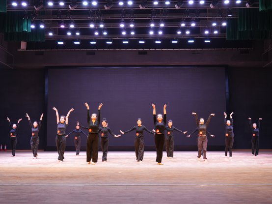 图四